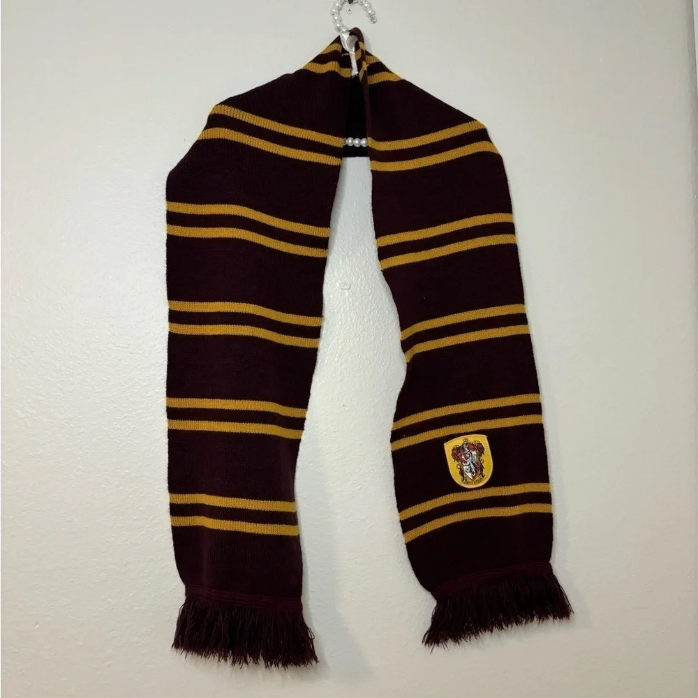 Harry Potter Gryffindor House Stripes Thick Knit Scarf